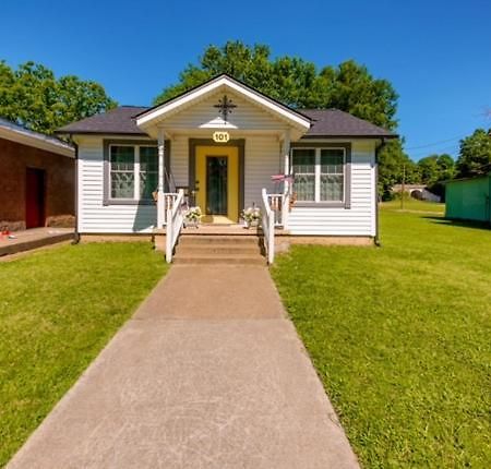 Historic Town Square Bungalow In Heart Of Brighton Atoka Esterno foto