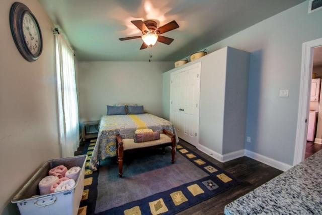 Historic Town Square Bungalow In Heart Of Brighton Atoka Esterno foto